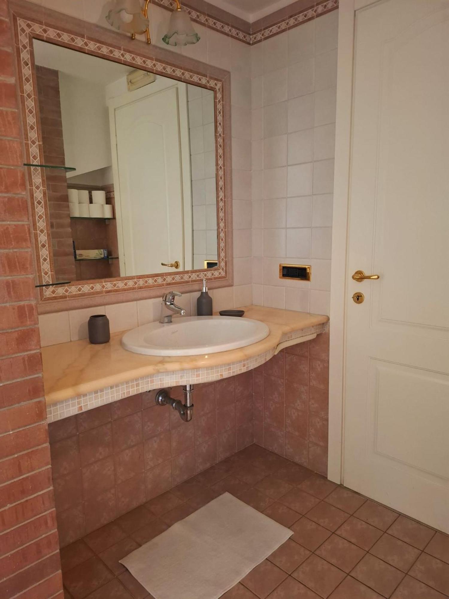 Casa Amelia Apartment Salerno Bagian luar foto
