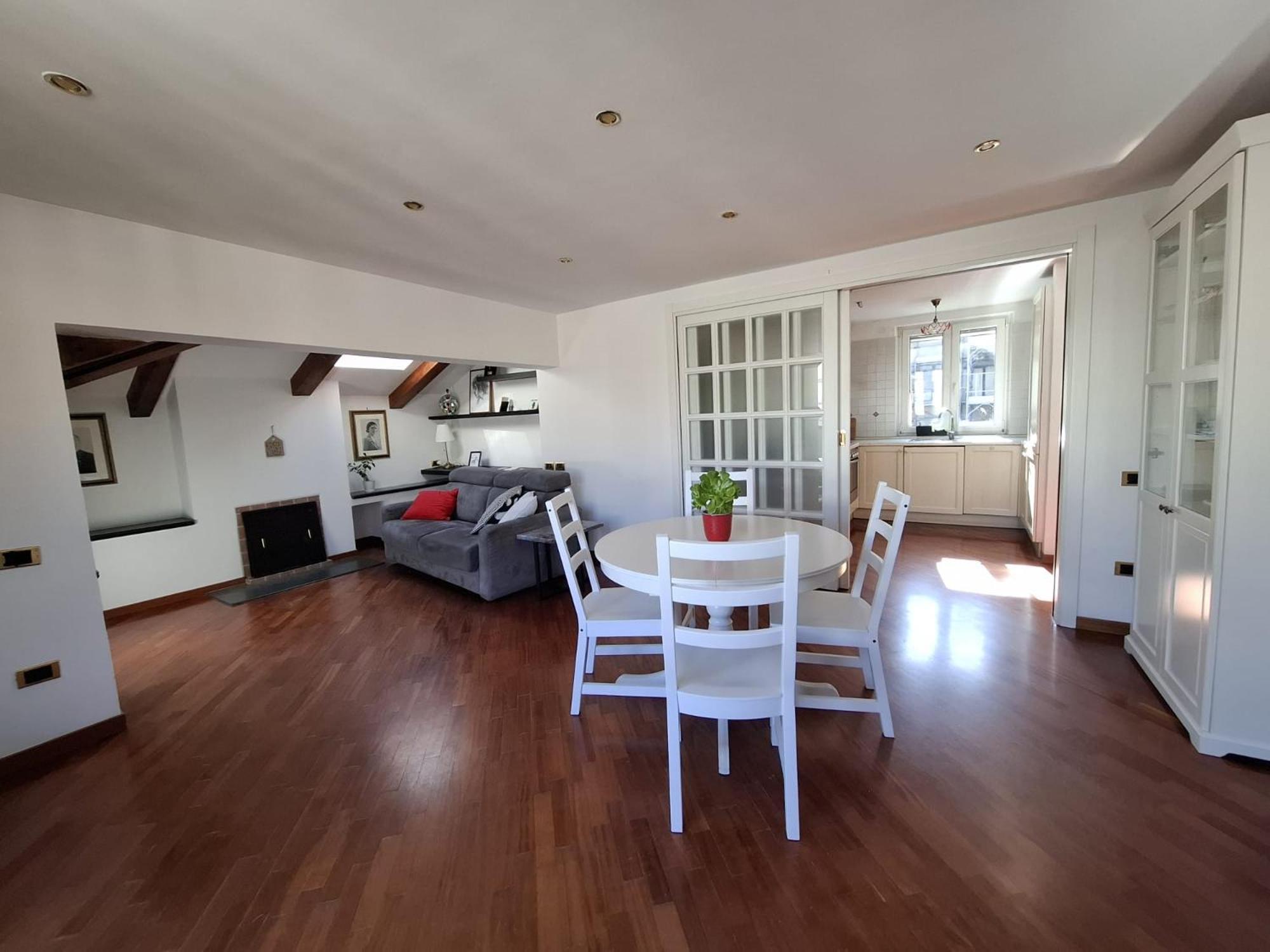 Casa Amelia Apartment Salerno Bagian luar foto